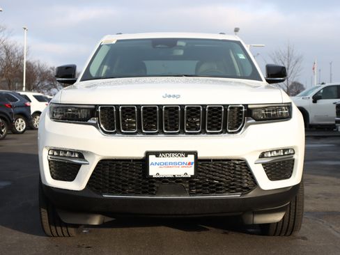 New 2023 Jeep Grand Cherokee 4WD 4xe image 33