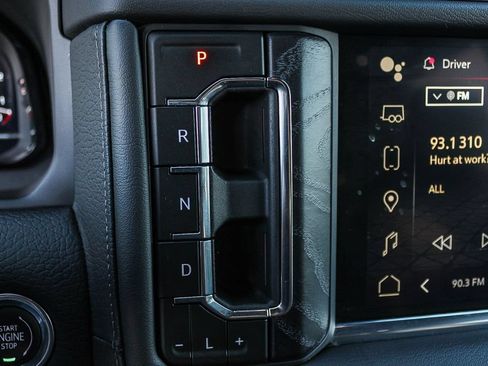 Used 2024 GMC Yukon XL Denali AWD/4WD image 21