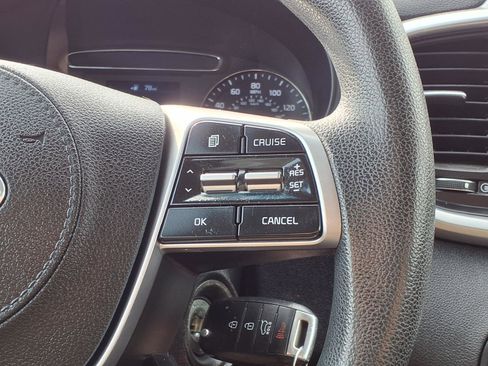 Used 2020 Kia Sorento L FWD image 15