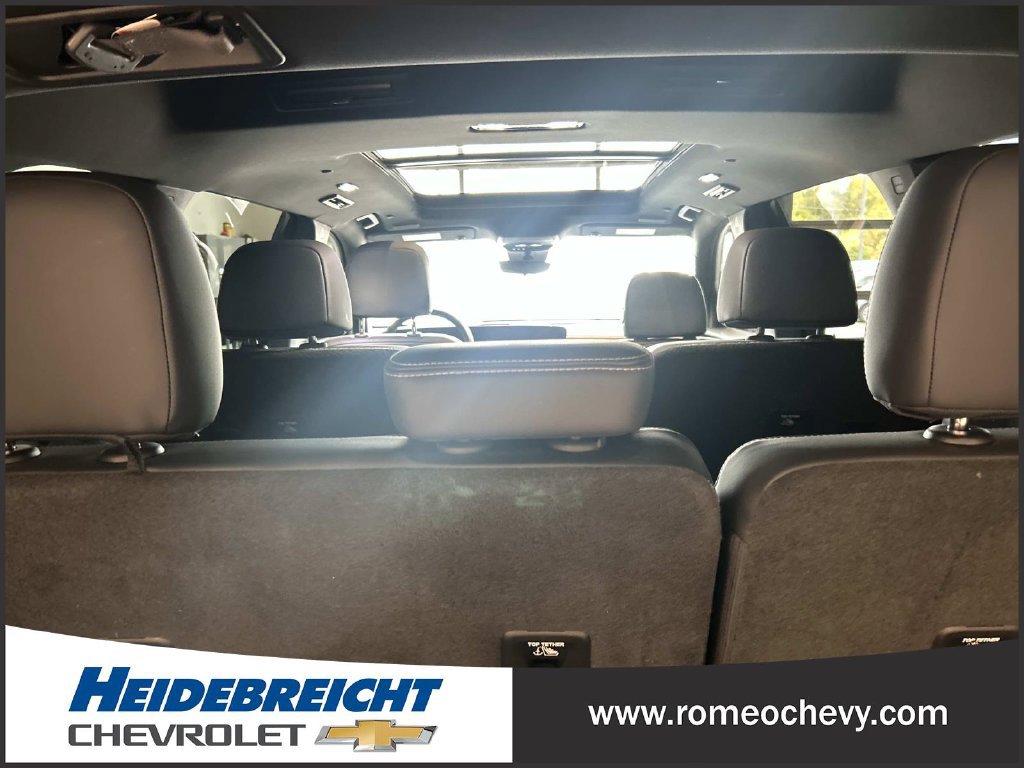 Used 2026 Buick Enclave Sport Touring w/ Power Package FWD image 35