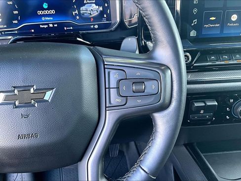 Used 2022 Chevrolet Silverado 1500 ZR2 w/ Technology Package image 8