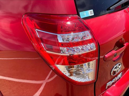 Used 2012 Toyota RAV4 Limited w/ Navigation Value Pkg FWD image 30