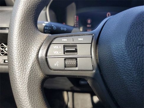 Certified 2023 Honda Accord EX image 16