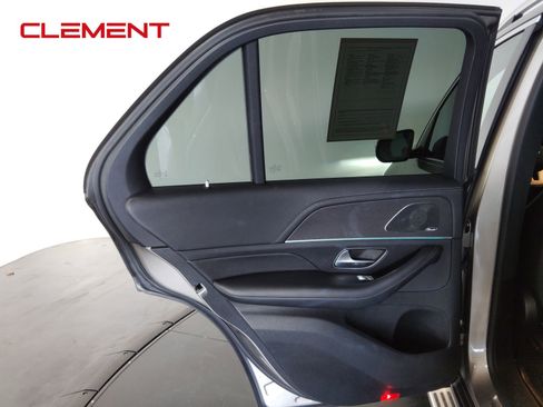 Used 2020 Mercedes-Benz GLE 350 4MATIC w/ MBUX Technology Package image 37