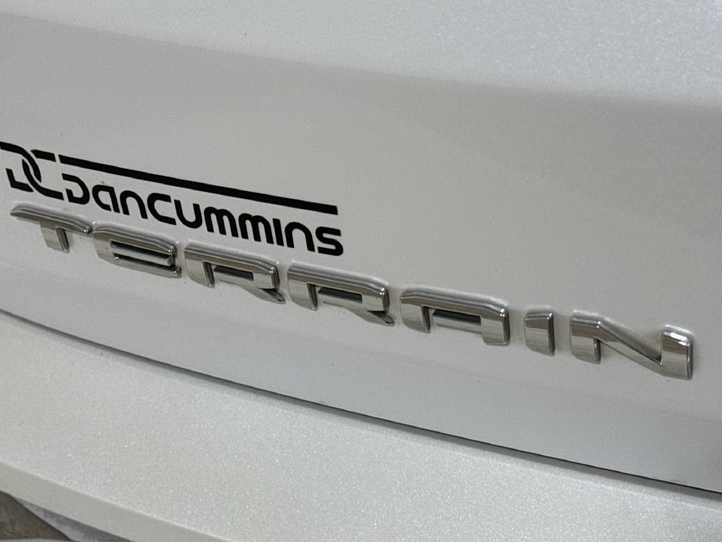 Used 2022 GMC Terrain SLT w/ Infotainment Package II AWD/4WD image 27