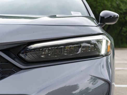 Certified 2025 Honda Civic Sport image 11