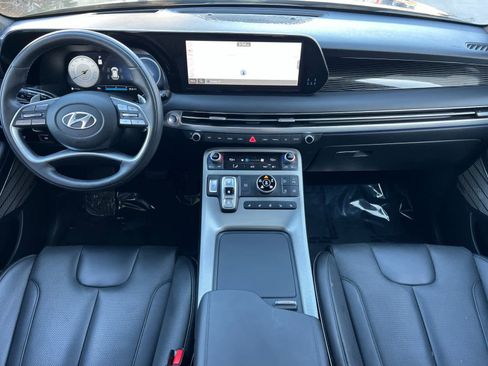Used 2025 Hyundai Palisade Calligraphy image 4
