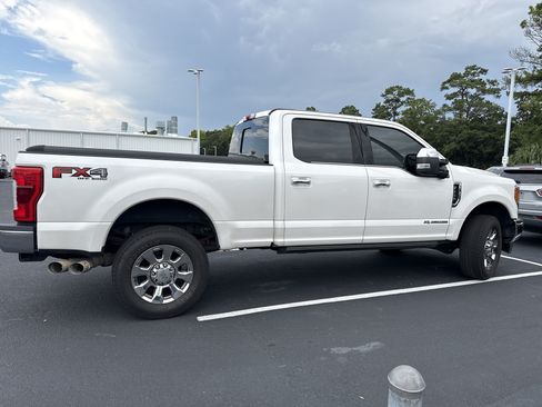 Used 2019 Ford F250 King Ranch w/ King Ranch Ultimate Package AWD/4WD image 12