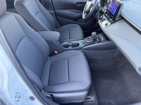 Used 2024 Toyota Corolla LE FWD image 12