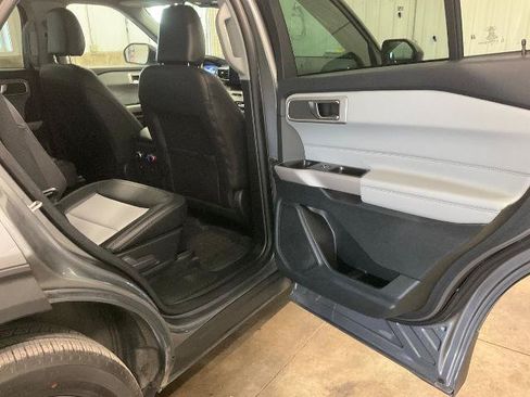 Certified 2024 Ford Explorer XLT w/ Equipment Group 202A AWD/4WD image 28