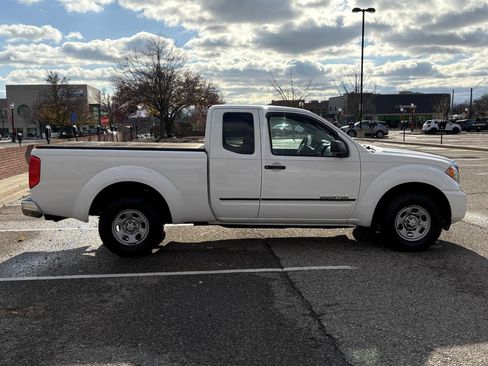 Used 2011 Suzuki Equator 2WD Extended Cab image 33