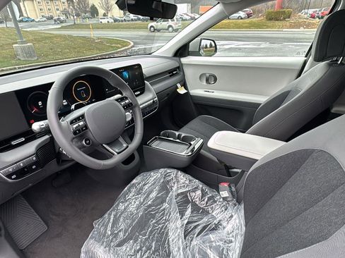 New 2026 Hyundai Ioniq 5 SE image 11