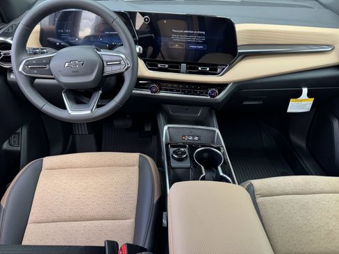 New 2026 Chevrolet Equinox ACTIV w/ LPO, Floor Liner Package image 17