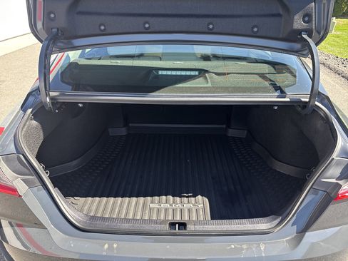 Certified 2025 Toyota Camry XLE image 5