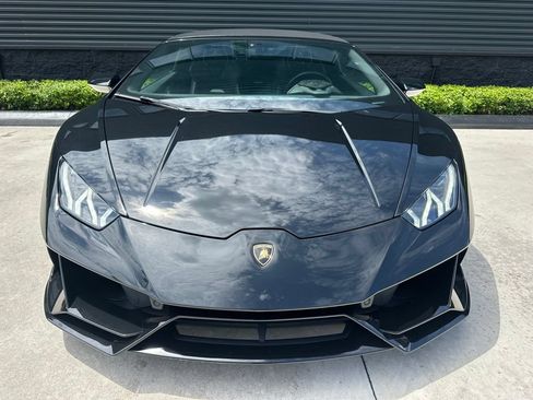 Used 2020 Lamborghini Huracan EVO AWD/4WD image 8