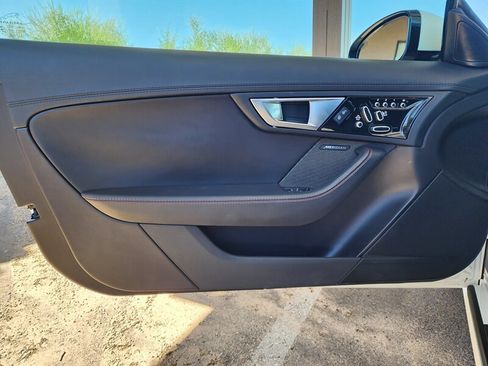 Used 2015 Jaguar F-TYPE S image 34