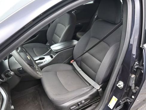 Used 2023 Chevrolet Malibu LT w/ Driver Confidence Package FWD image 17