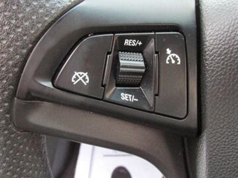 Used 2016 Chevrolet Cruze LT FWD image 18
