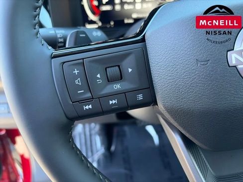 New 2026 Nissan Pathfinder Platinum AWD/4WD image 27