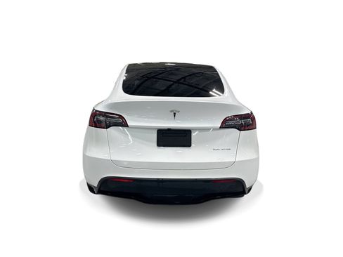 Certified 2023 Tesla Model Y Long Range AWD/4WD image 5