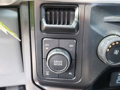 New 2026 Ford F250 XL w/ STX Appearance Package AWD/4WD image 31