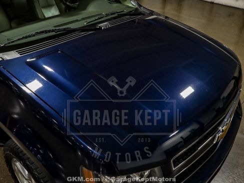 Used 2012 Chevrolet Suburban LT image 14