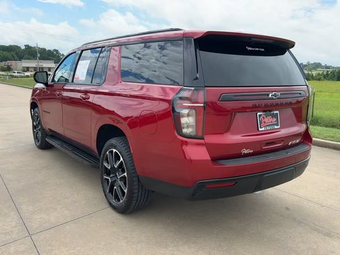 Used 2024 Chevrolet Suburban RST w/ Max Trailering Package AWD/4WD image 7