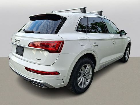 Used 2022 Audi Q5 2.0T Premium w/ Convenience Package AWD/4WD image 4