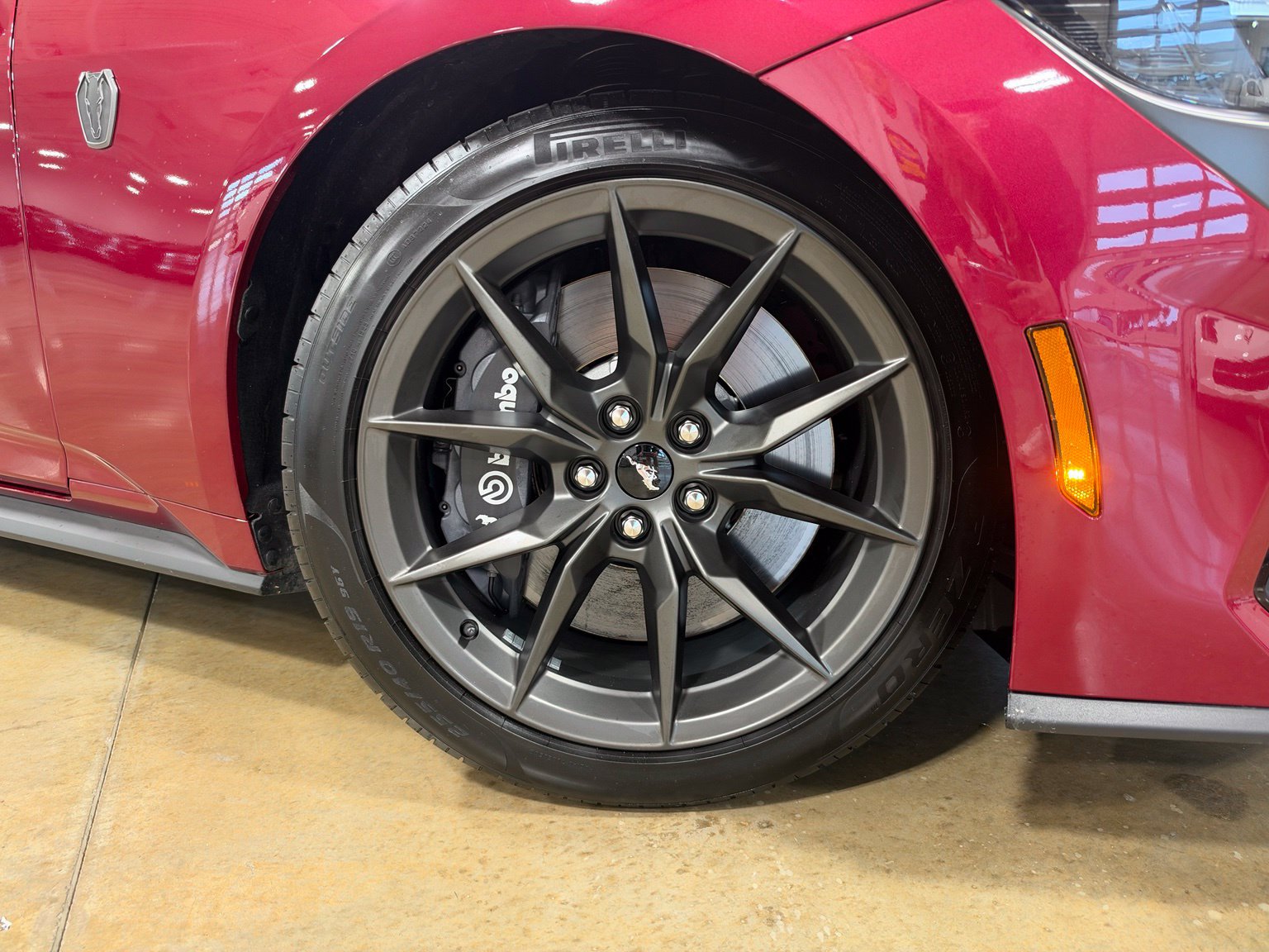 Used 2025 Ford Mustang Dark Horse RWD image 9