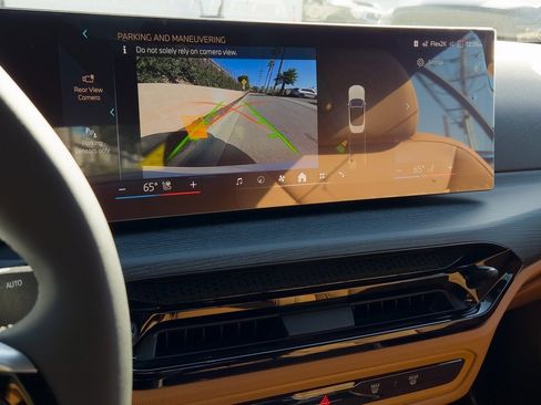 New 2026 BMW 430i Convertible w/ Convenience Package image 14