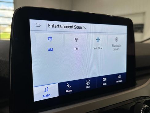 Used 2022 Ford Escape SE w/ Cold Weather Package image 35