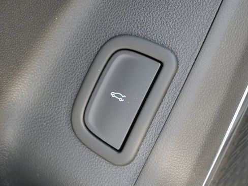 New 2026 GMC Acadia Elevation w/ Elevation Premium Package AWD/4WD image 42