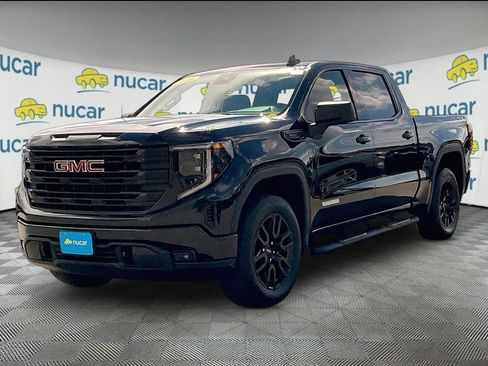 Used 2025 GMC Sierra 1500 Elevation AWD/4WD image 3