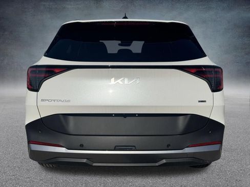 New 2026 Kia Sportage EX AWD/4WD image 8