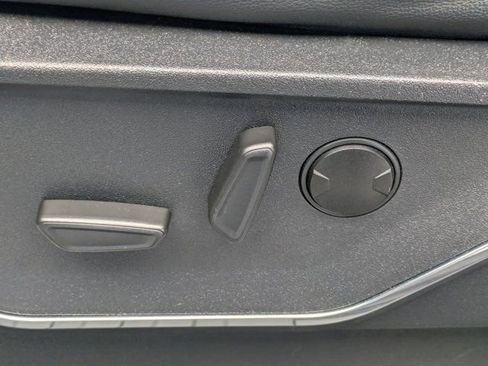 Used 2023 Ford F150 Lariat image 17