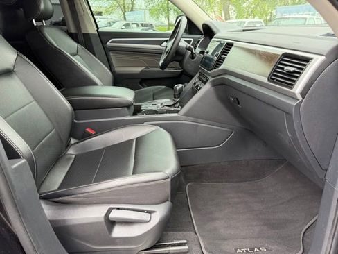 Used 2022 Volkswagen Atlas SE FWD image 9