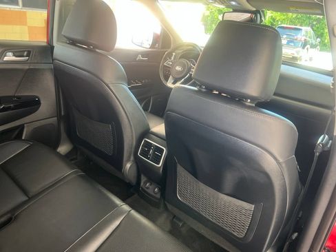 Used 2022 Kia Sportage EX w/ EX Technology Package AWD/4WD image 16
