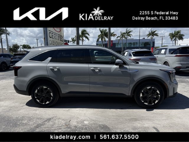 Used 2026 Kia Sorento S w/ S Panoramic Sunroof Package FWD image 2