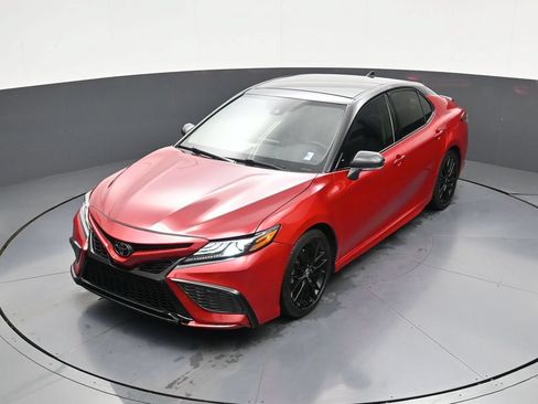 Used 2022 Toyota Camry XSE FWD image 26