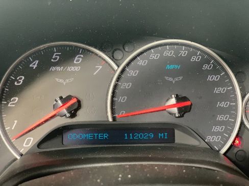 Used 2012 Chevrolet Corvette Coupe image 24