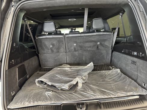 Used 2025 Jeep Grand Wagoneer L Series III w/ Quick Order Packagew 28T image 16