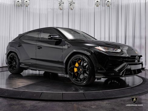 Used 2024 Lamborghini Urus Performante image 19