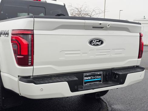 Used 2024 Ford F150 Platinum w/ FX4 Off-Road Package image 39