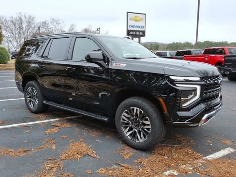 Used 2026 Chevrolet Tahoe Z71 w/ Comfort Package image 3