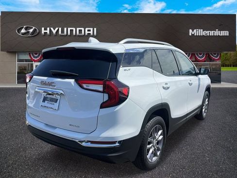 Used 2023 GMC Terrain SLT AWD/4WD image 5