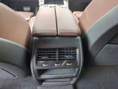 Used 2025 BMW X5 xDrive50e w/ Premium Package AWD/4WD image 20