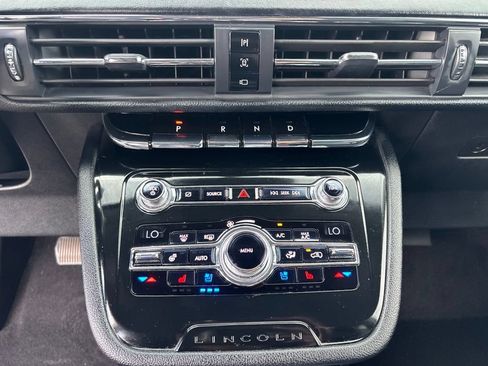 Used 2020 Lincoln Corsair Reserve FWD image 9