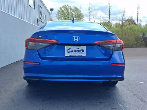 Used 2024 Honda Civic EX image 11