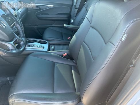 Certified 2023 Honda Passport EX-L image 13