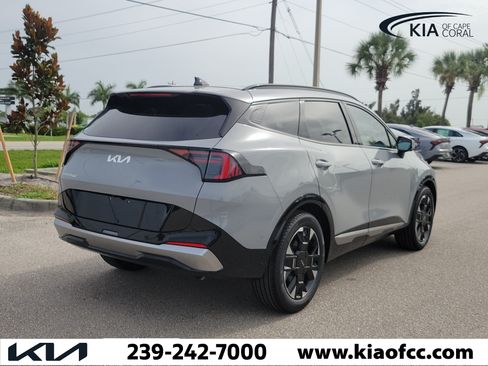 New 2026 Kia Sportage SX FWD image 6
